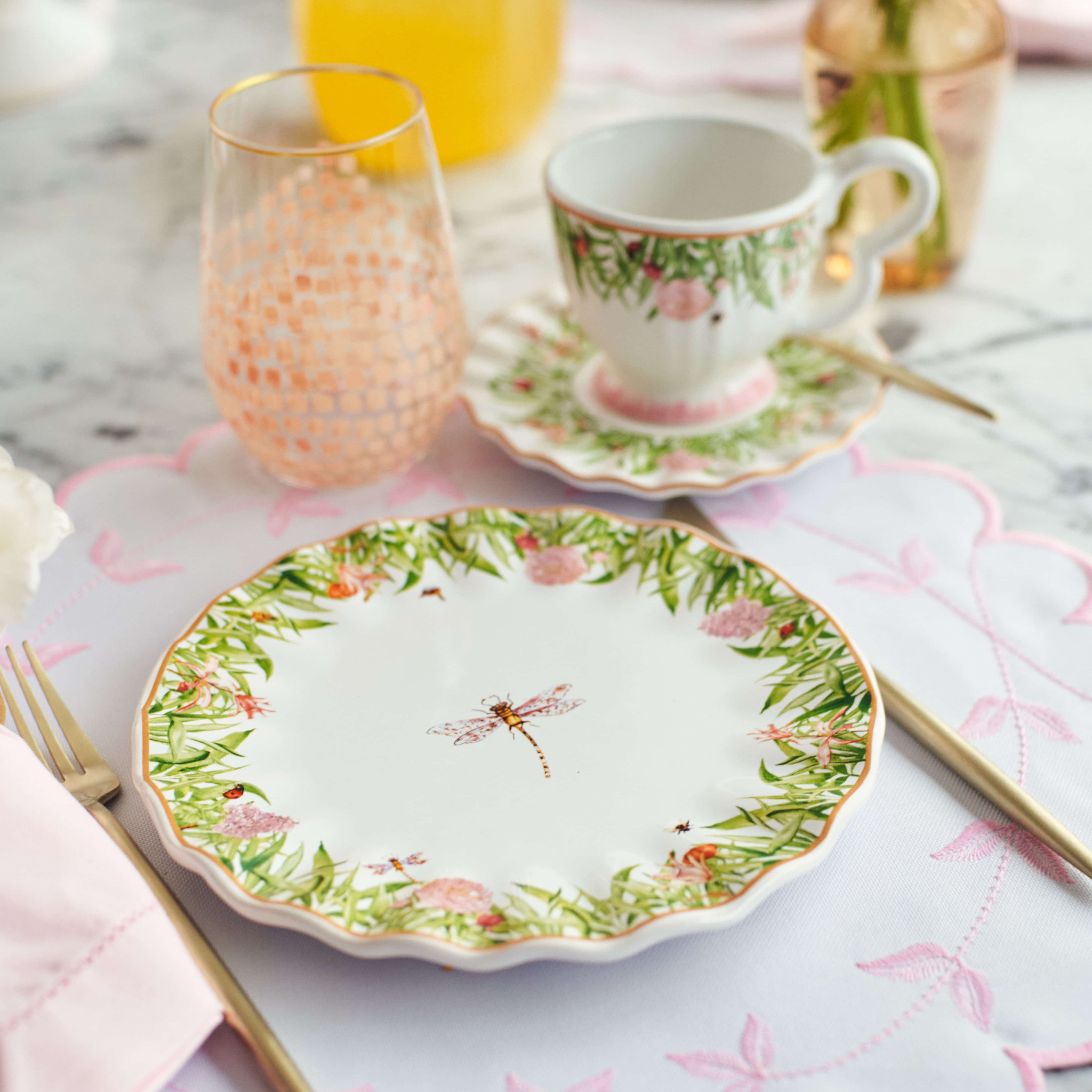 Cj. 2 Pratos de Sobremesa Jardim Encantado