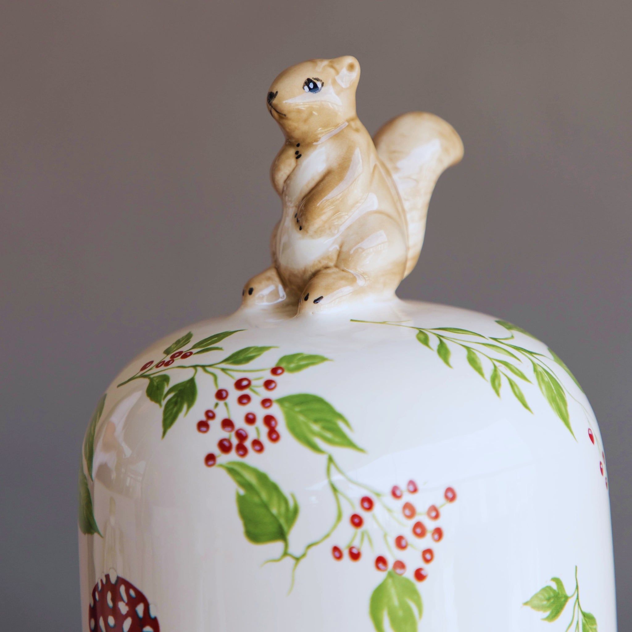 Porta Panetone Médio Esquilo