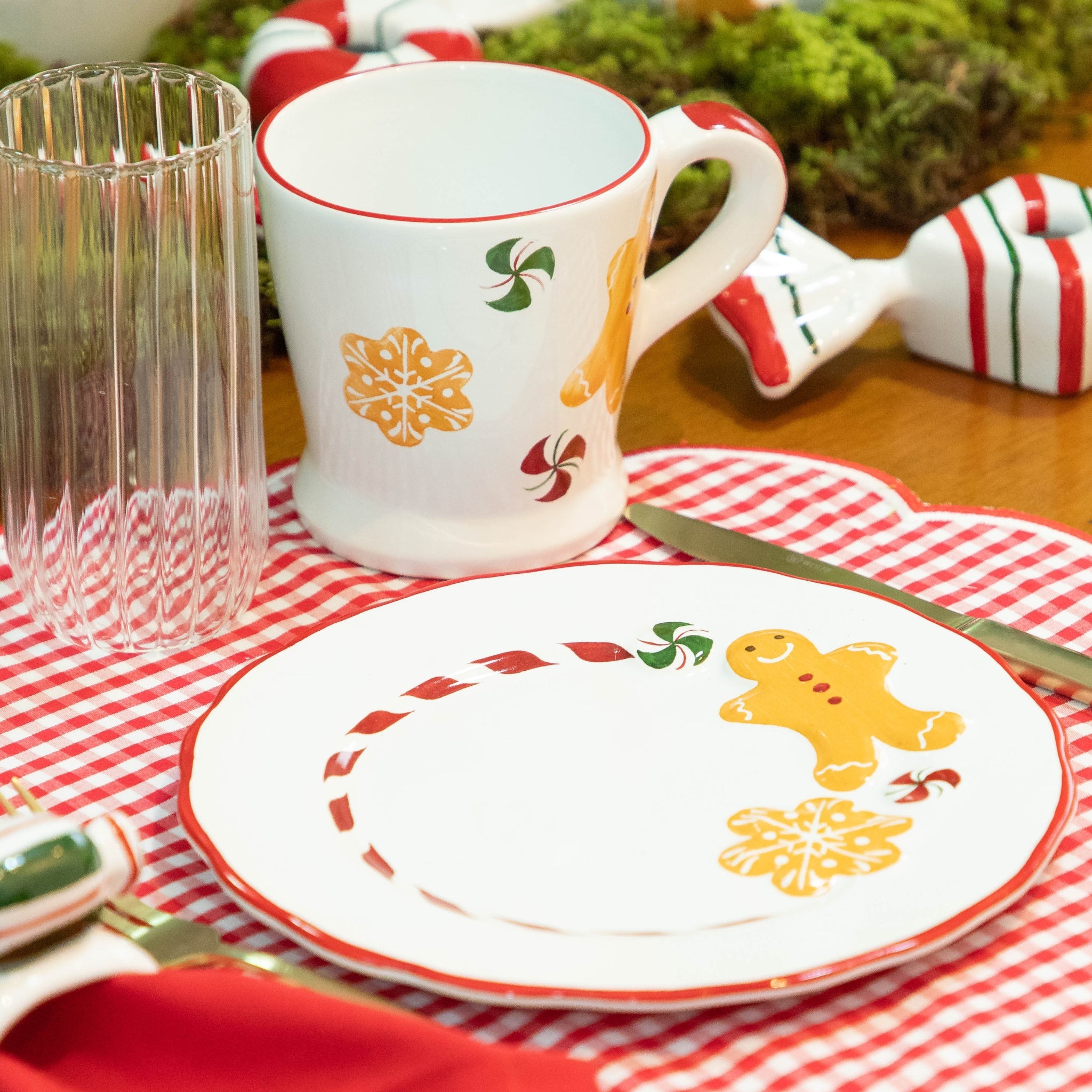 Cj. 2 Pratos de Sobremesa Gingerbread