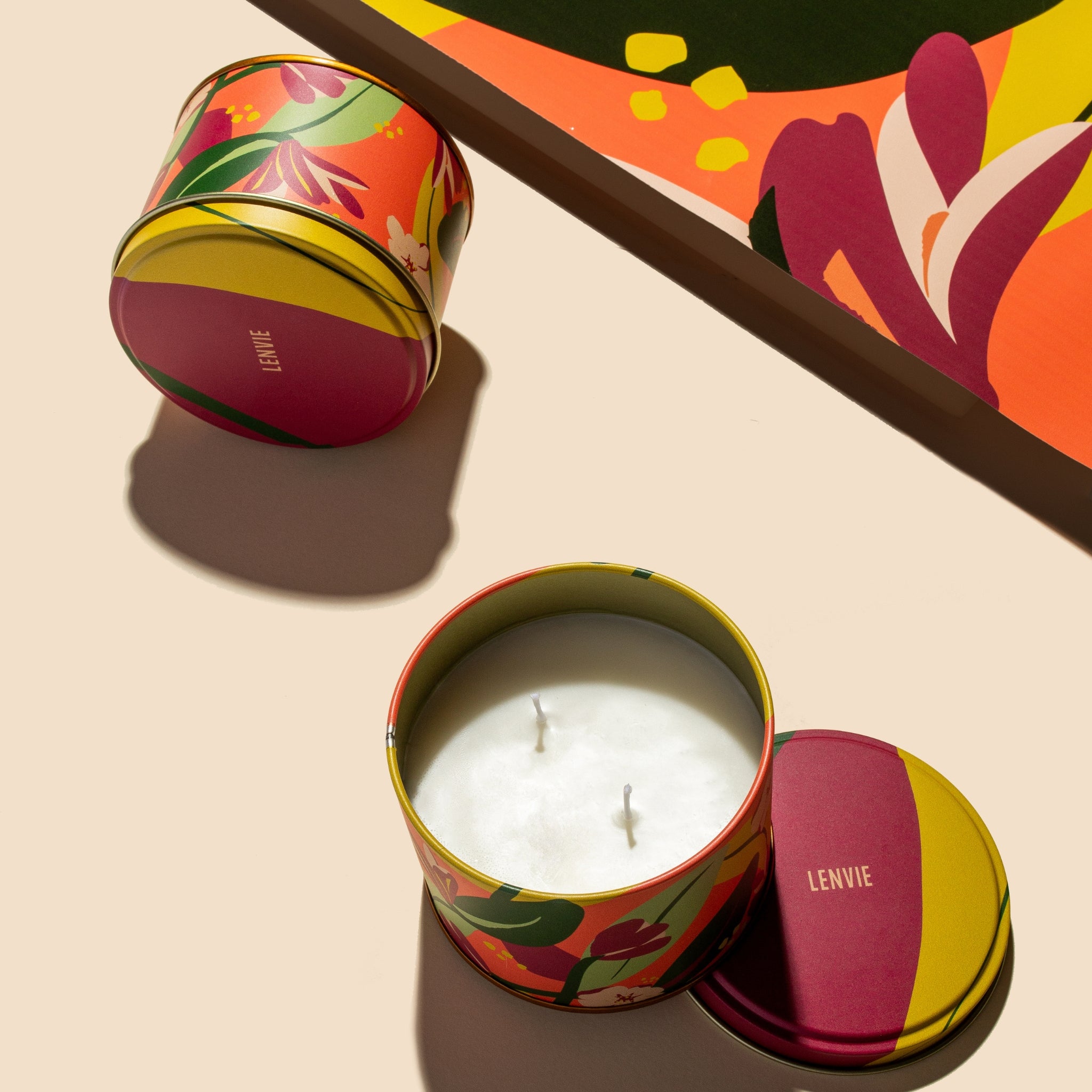 Vela Perfumada Lata "Magnolia Pacífica" LENVIE