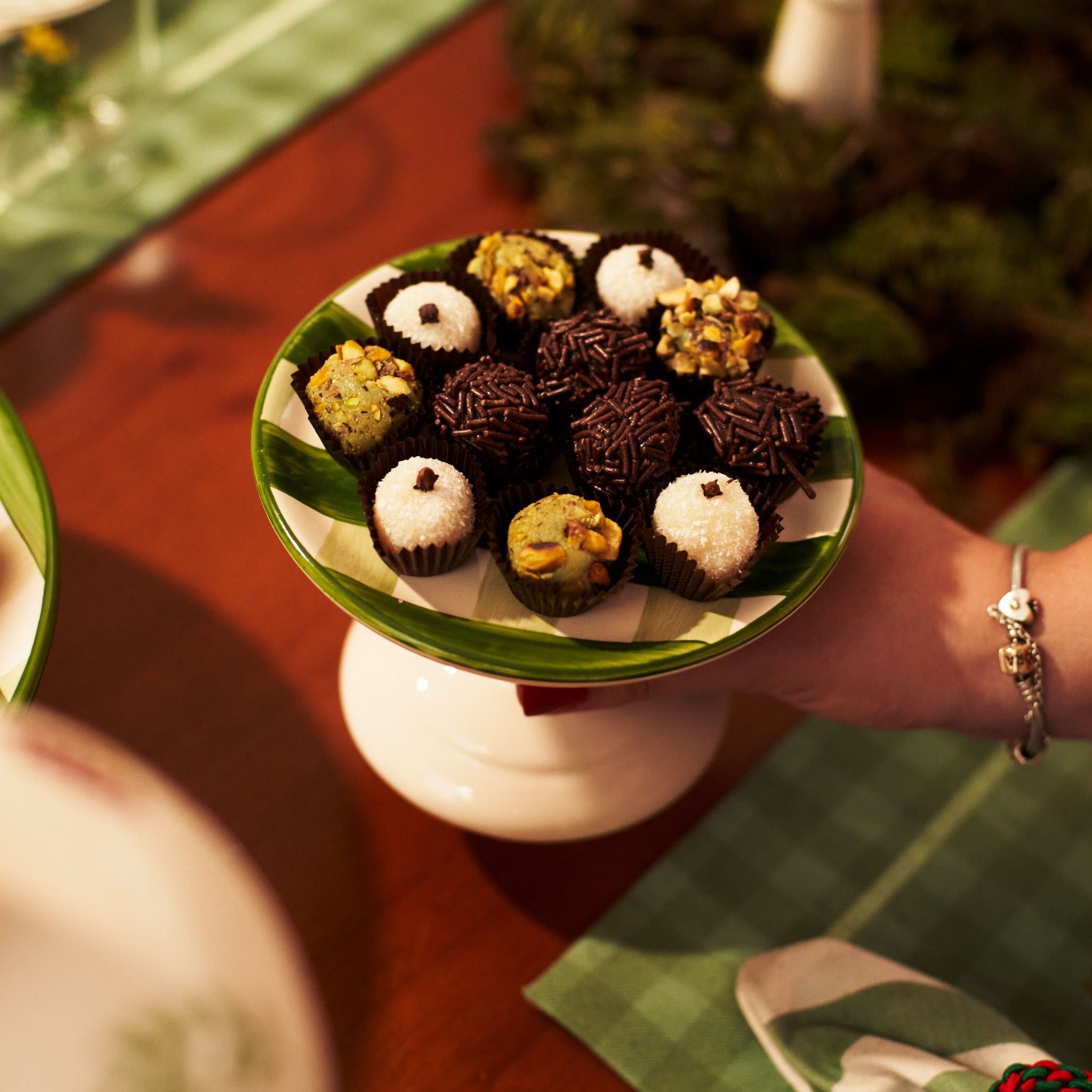 Porta Petit Four Verde Xadrez