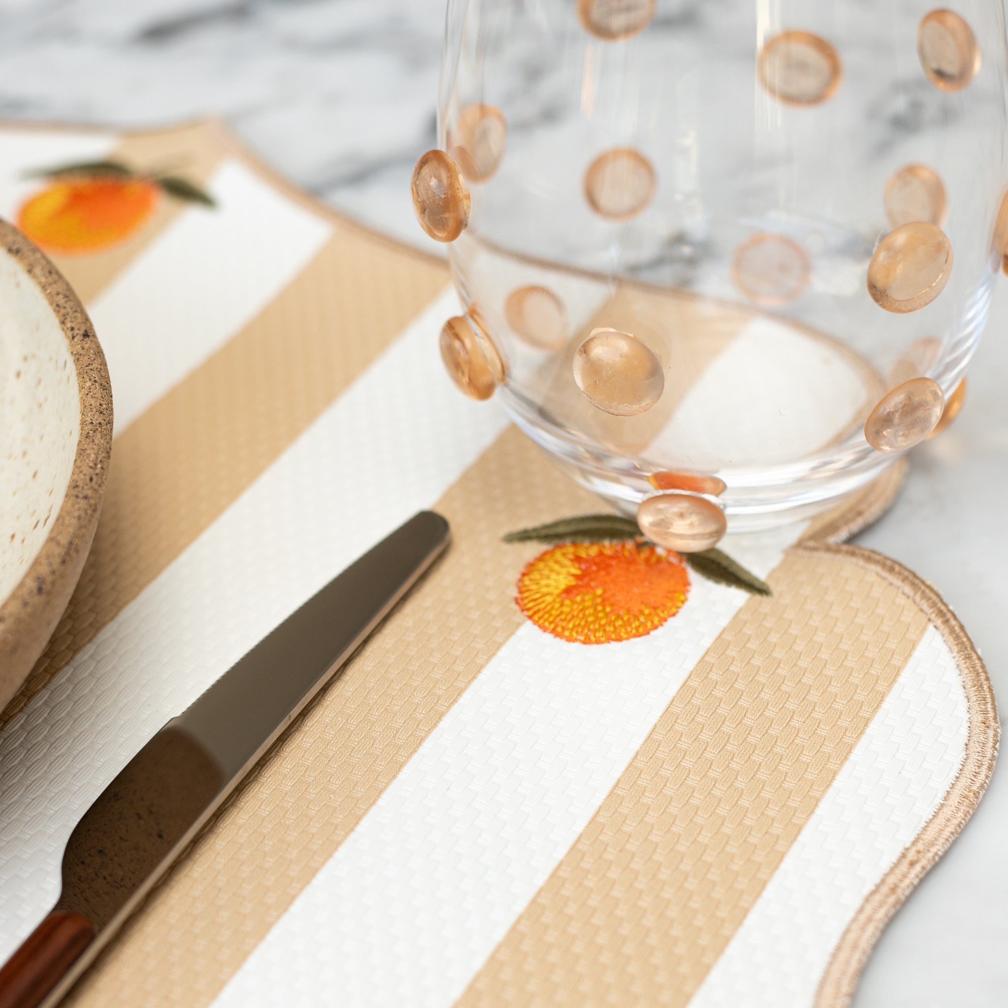 Lugar Americano Corino Laranja