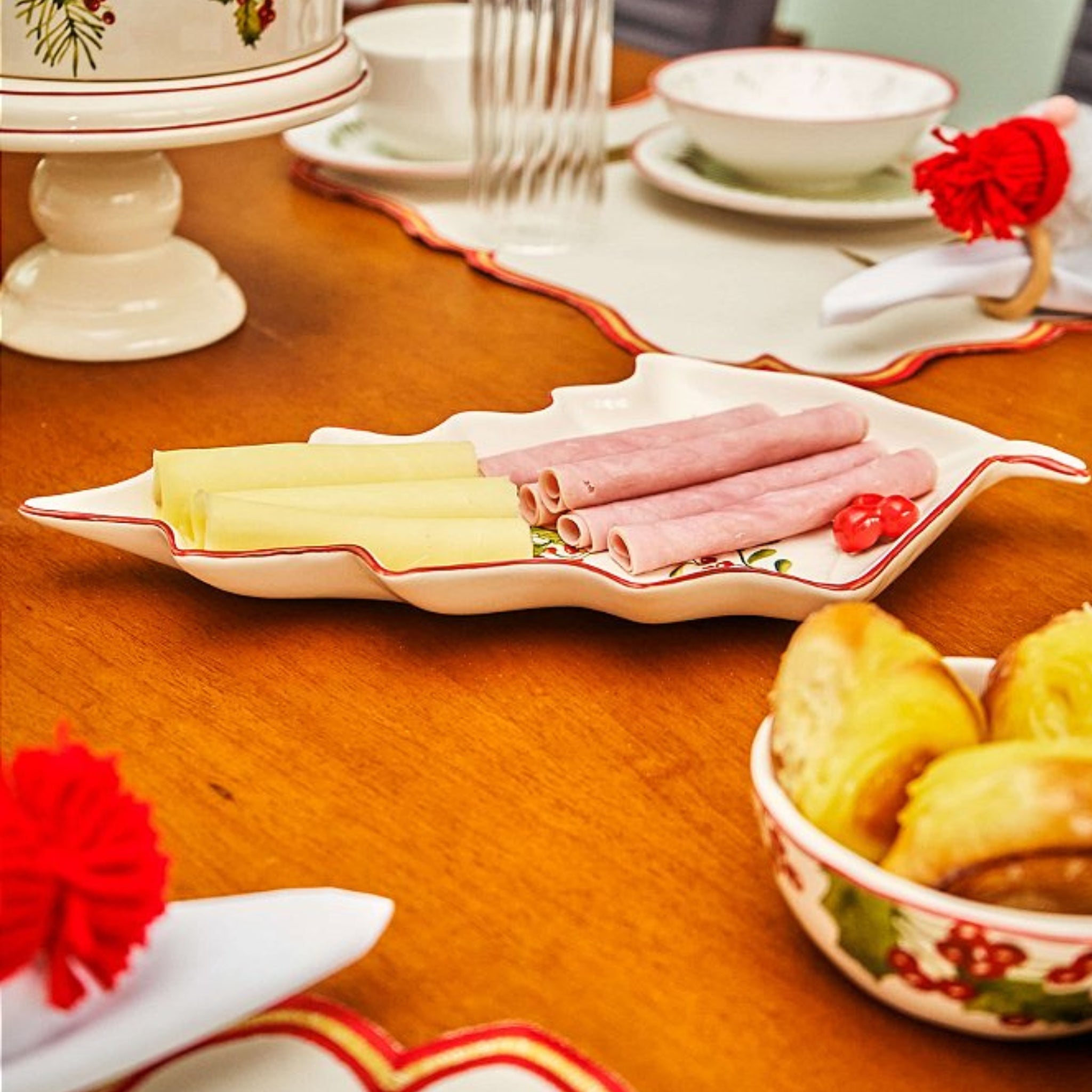 Petisqueira Azevinho Branca e Vermelha