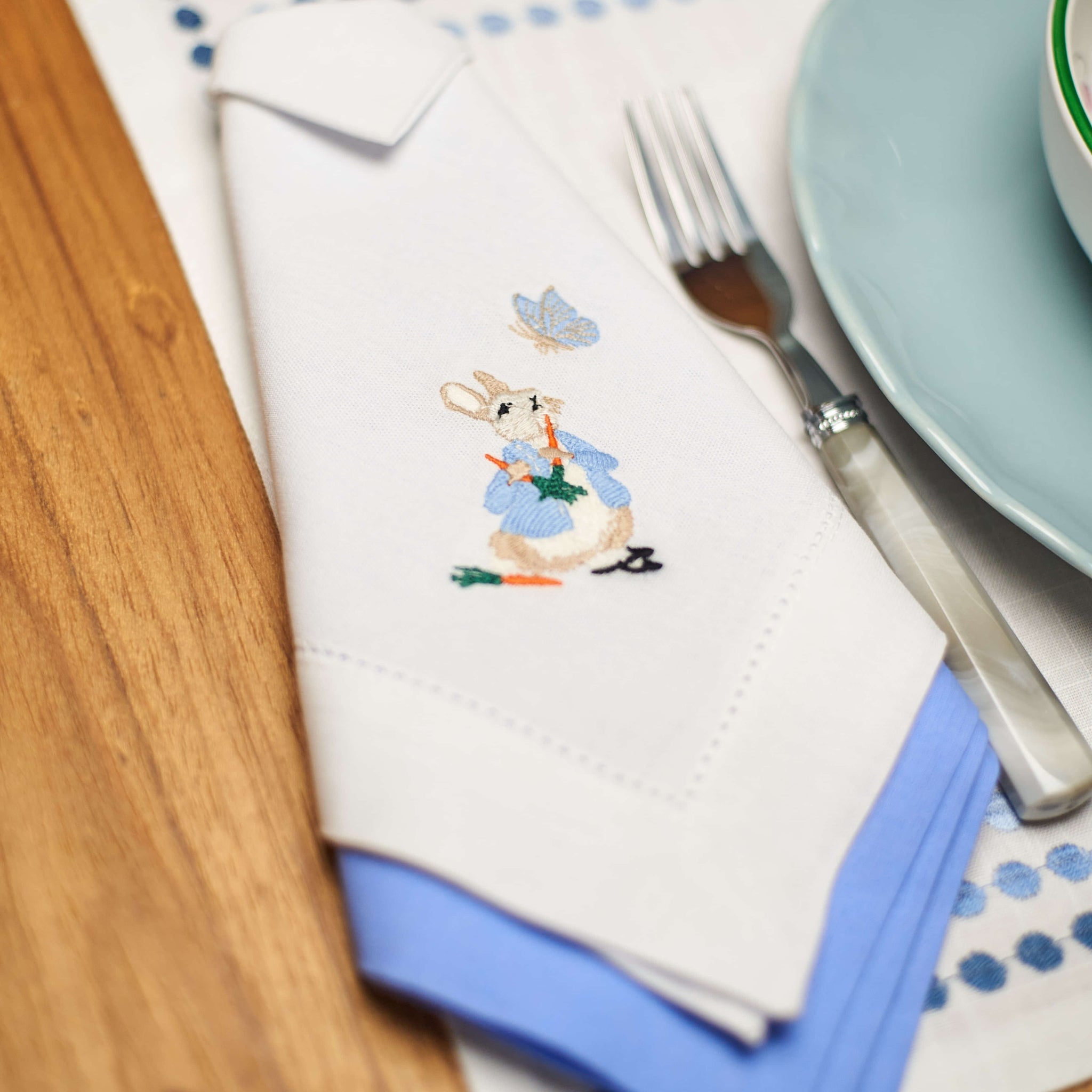 Guardanapo Branco Coelho e Borboleta