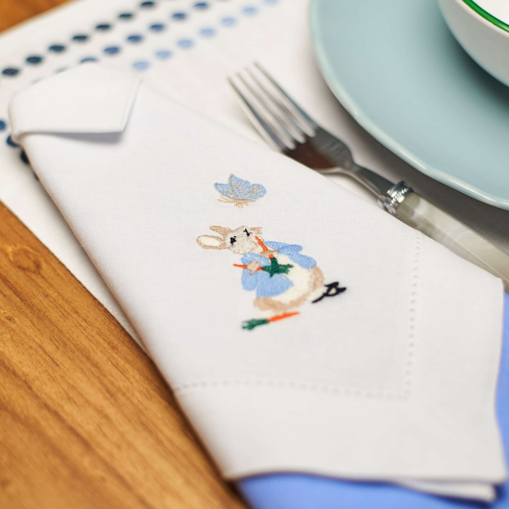 Guardanapo Branco Coelho e Borboleta