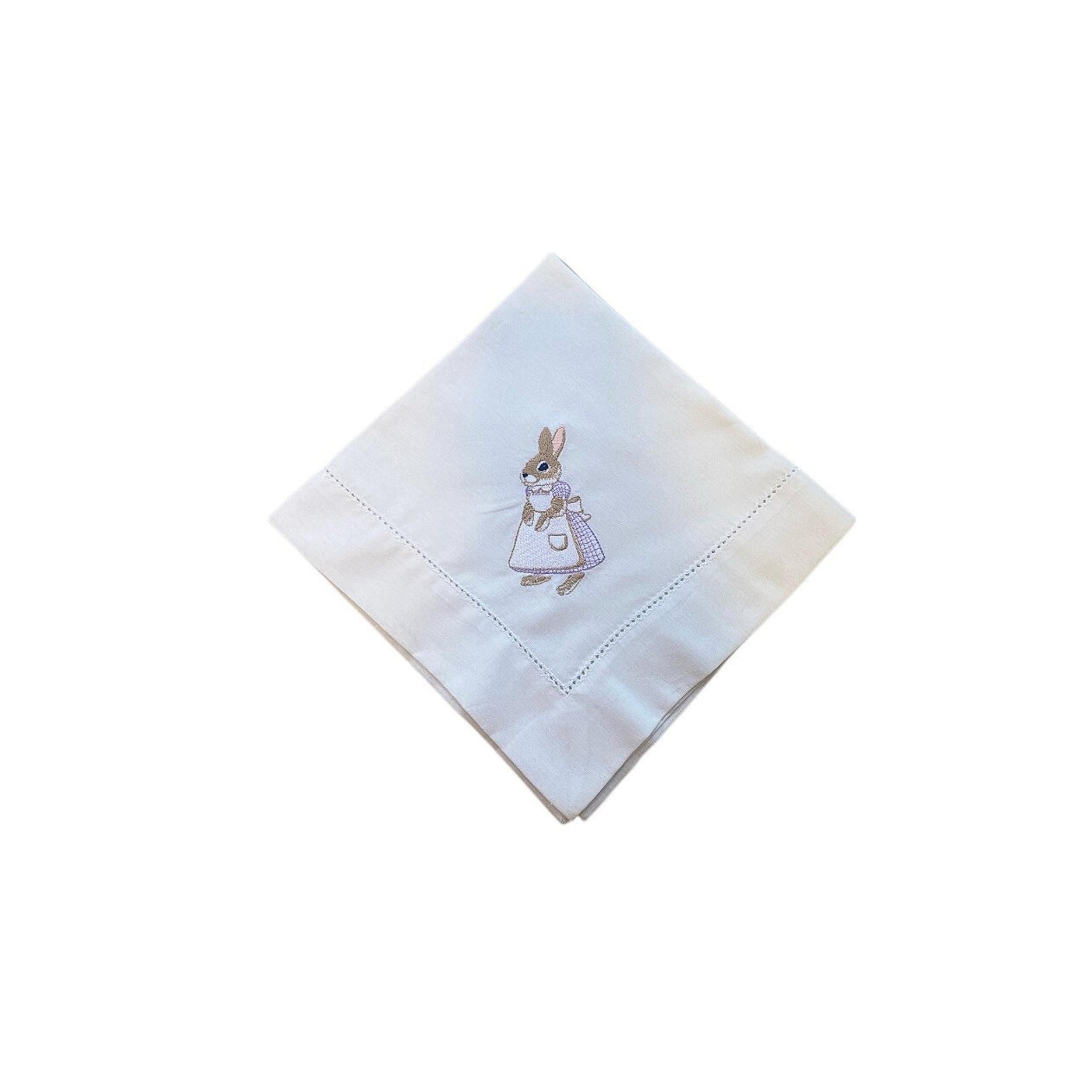 Guardanapo Branco com Bordado Coelha Lilás