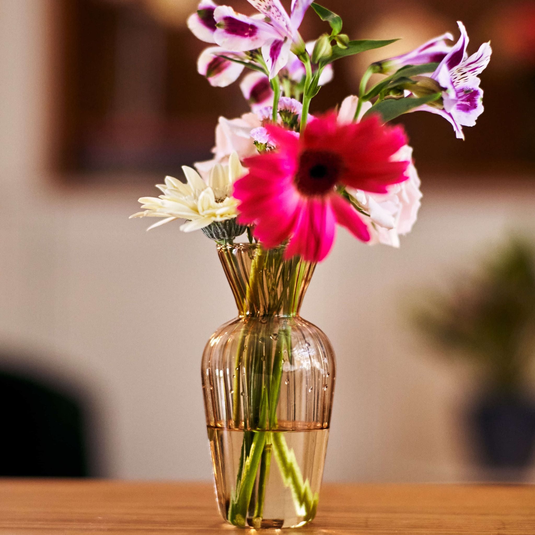 Vaso Decorativo Frisado Âmbar