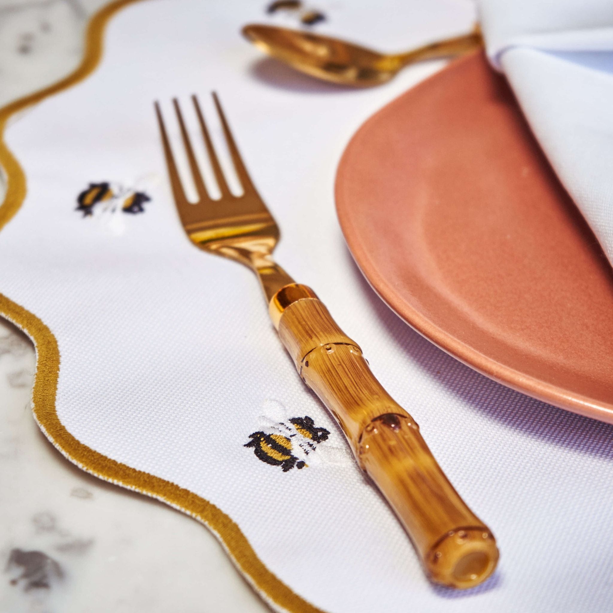 Faqueiro em Inox Dourado e Bambu - 06 pessoas