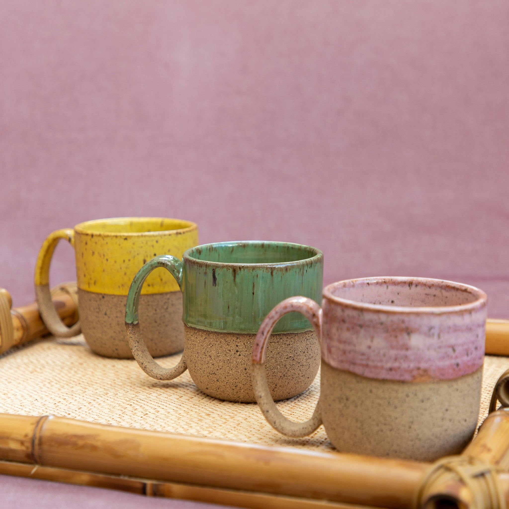 Caneca Essential Amarela