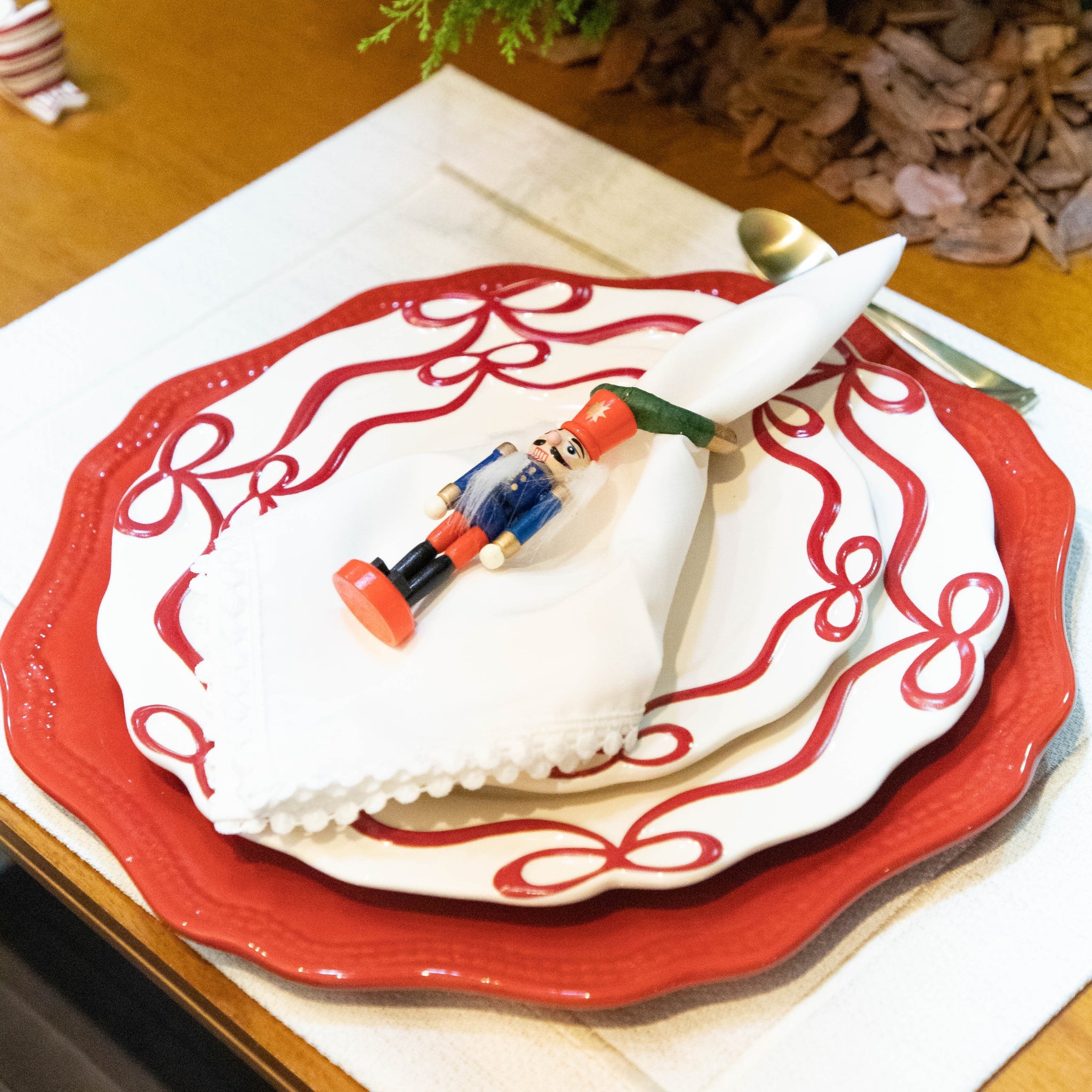 Cj. 2 Pratos Rasos da Coleção Laço de Fita