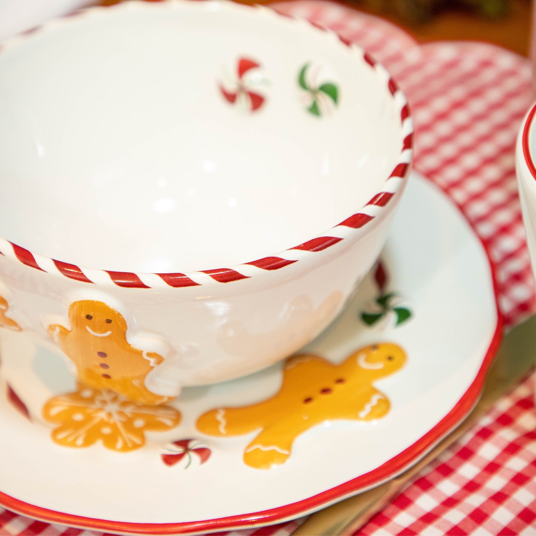 Cj. 2 Pratos de Sobremesa Gingerbread