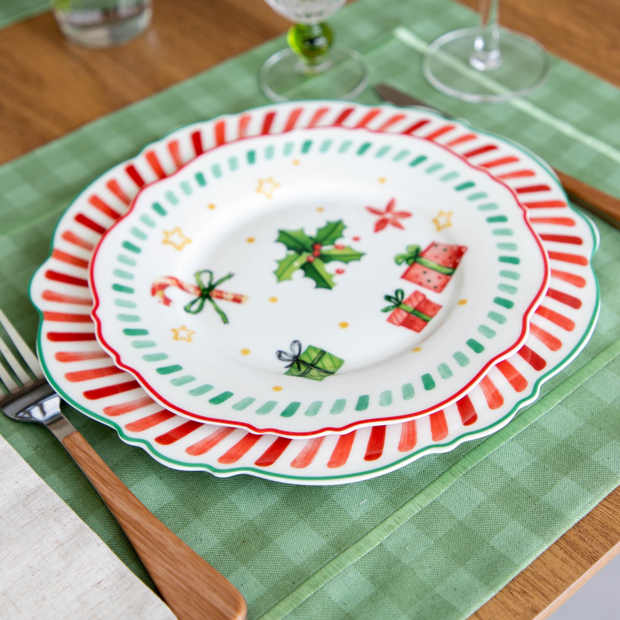 Cj. 2 Pratos Rasos Coleção Natale